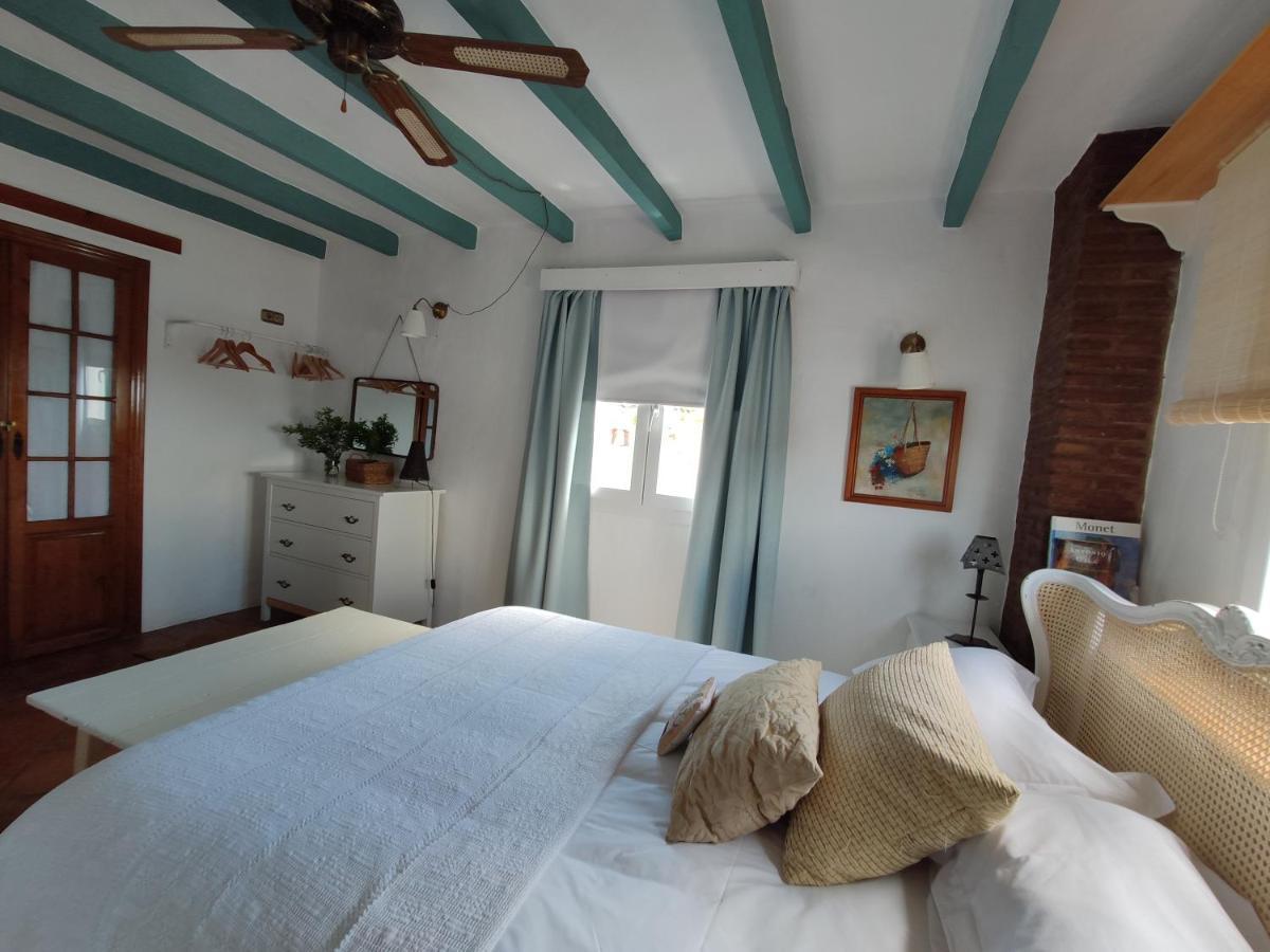 El Hogar De Lucia Villa Casares Eksteriør bilde