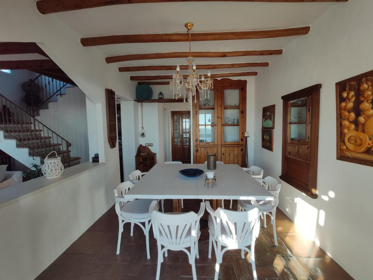 El Hogar De Lucia Villa Casares Eksteriør bilde