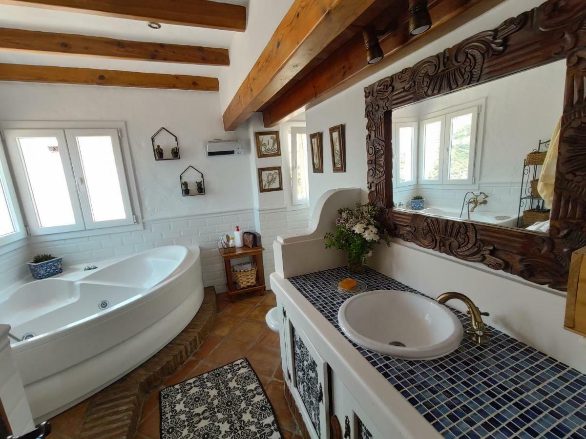 El Hogar De Lucia Villa Casares Eksteriør bilde